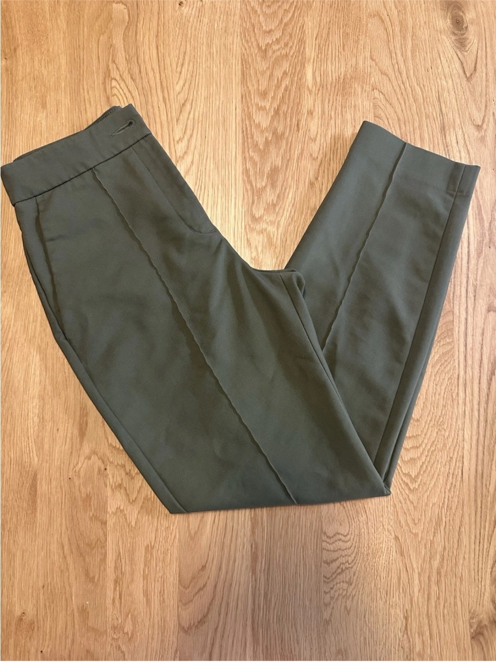 Express Olive Green High Rise Slim Tapered Dress Pants Twill w/ Pockets 26”/0R